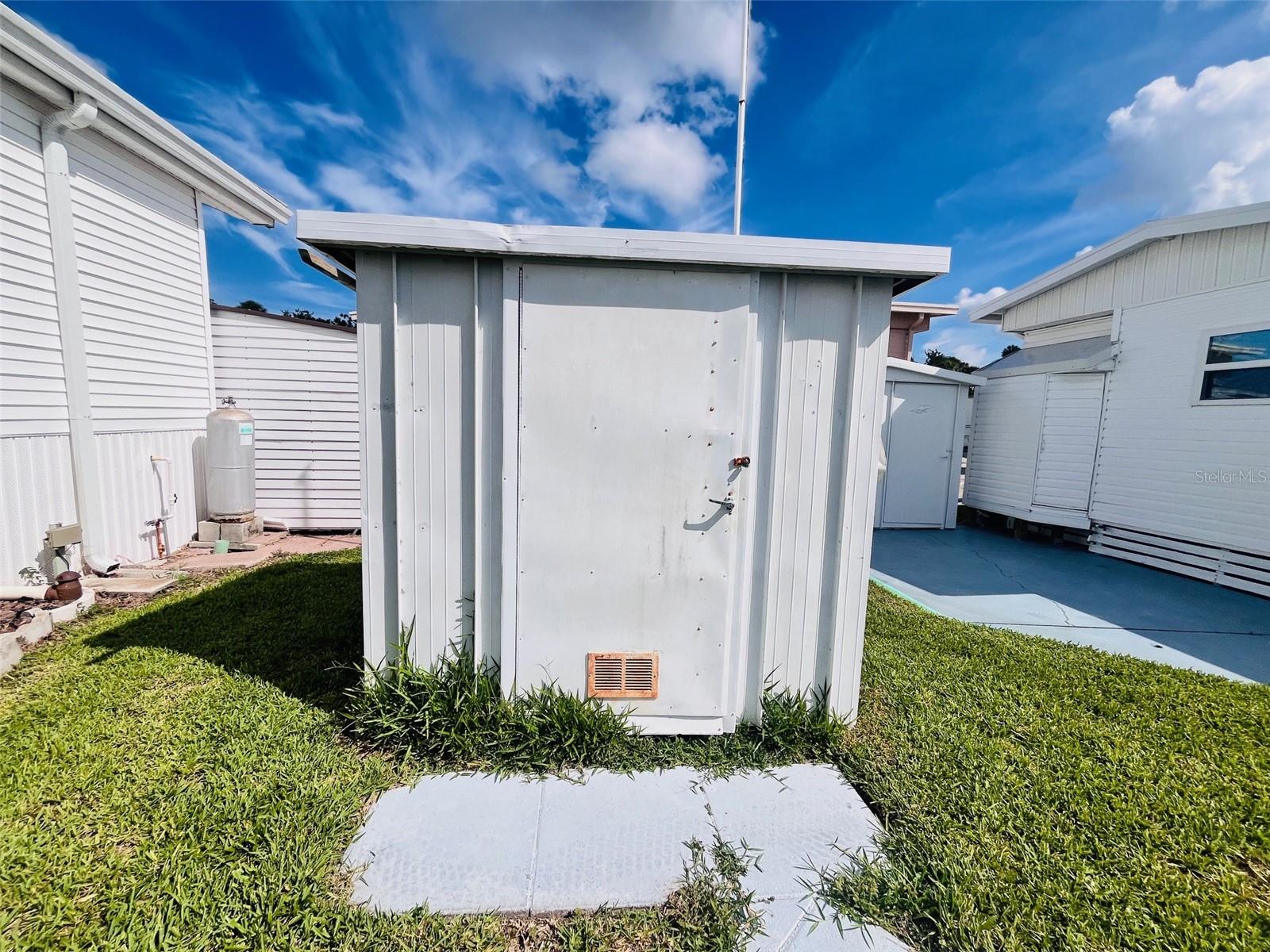 TREE LAKES TRAVEL TRAILER CO-OP - Residential