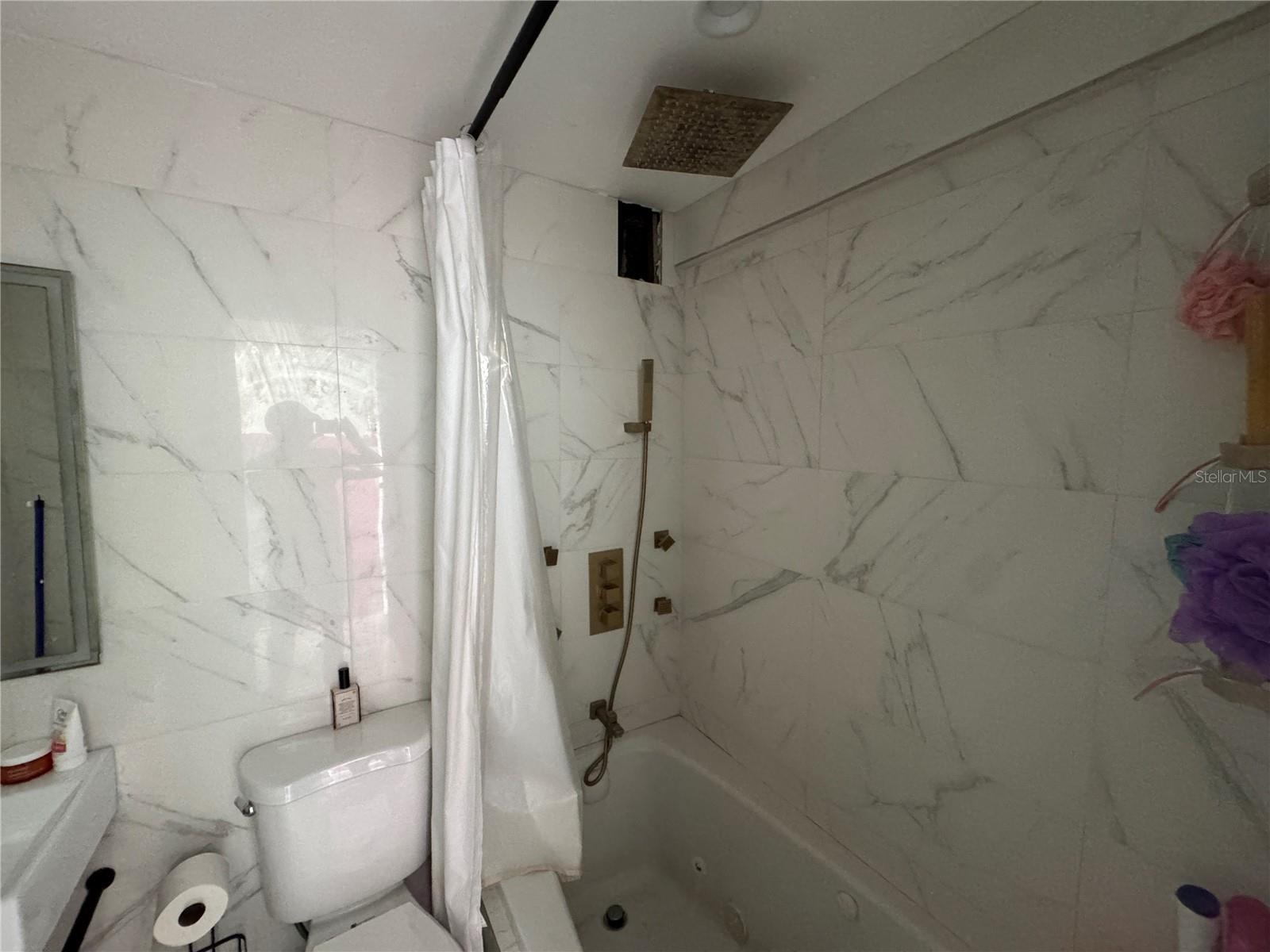 MIRADOR DEL CONDADO - Residential