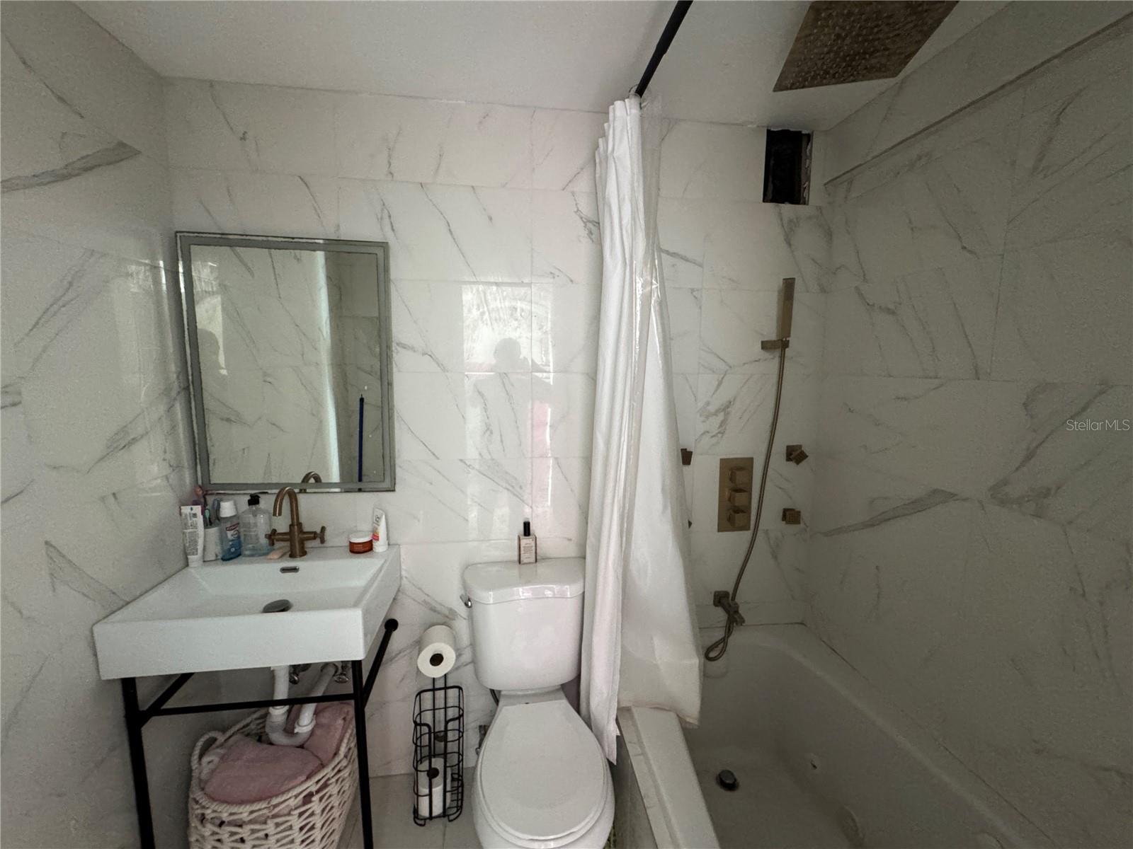 MIRADOR DEL CONDADO - Residential