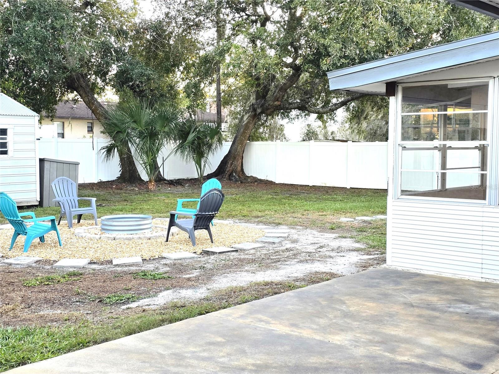 DELTONA LAKES UNIT 25 - Residential