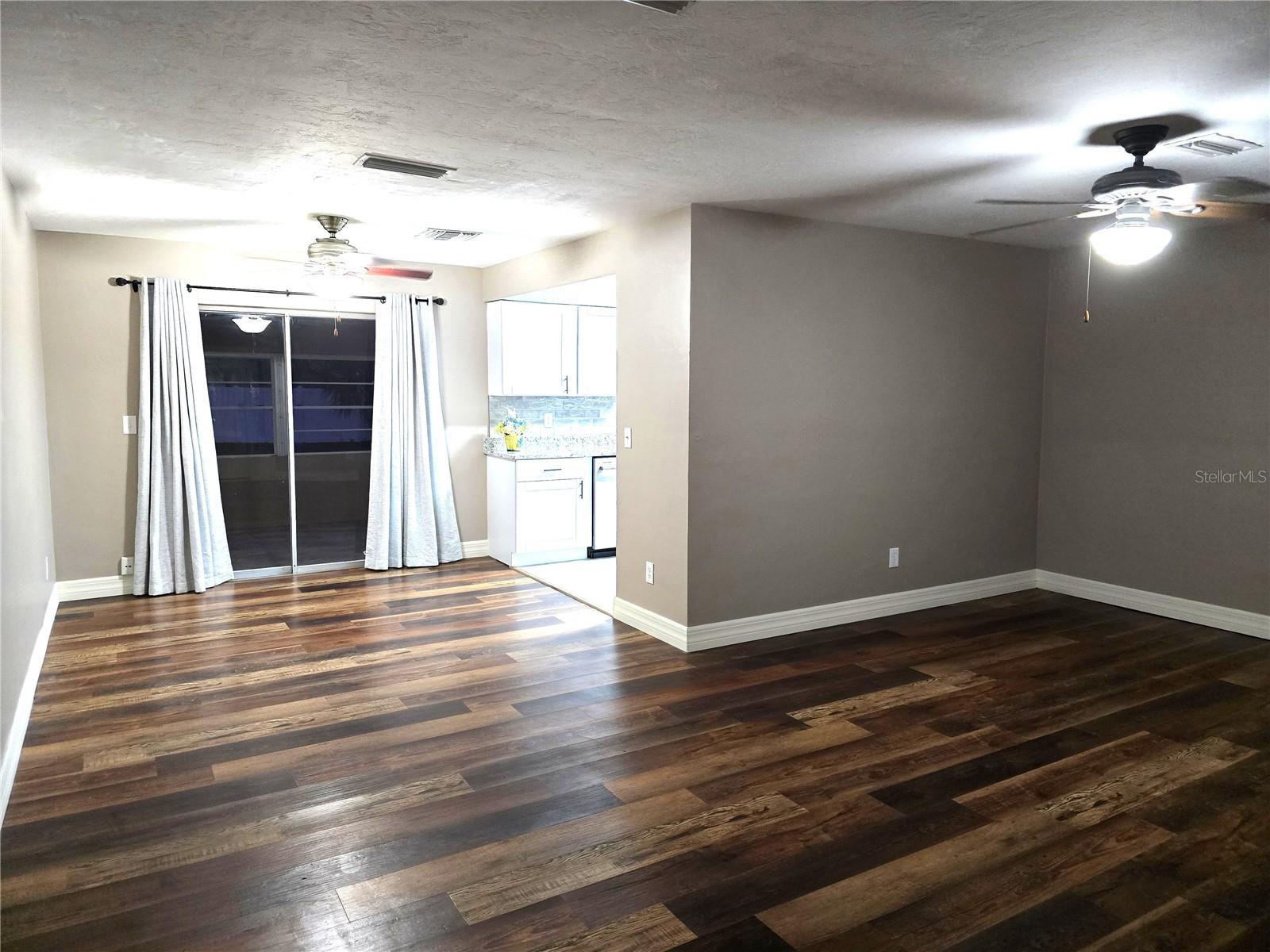 DELTONA LAKES UNIT 25 - Residential