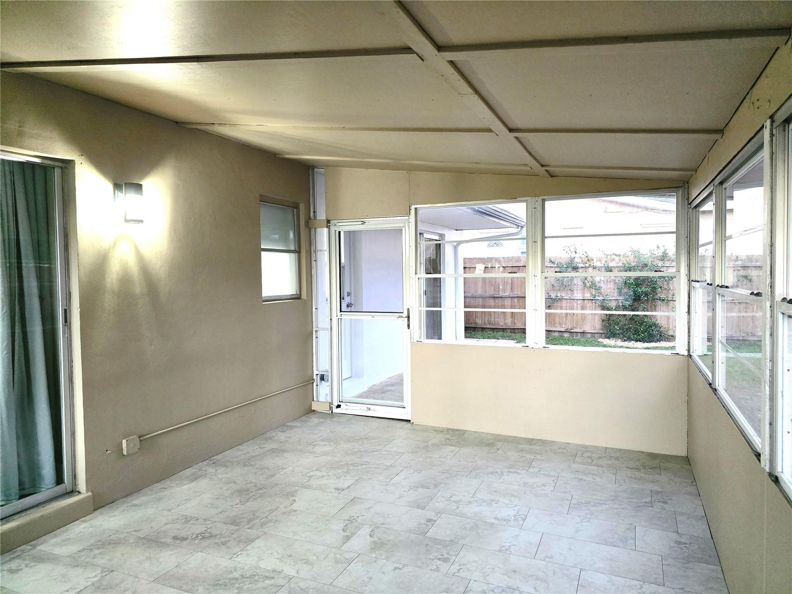 DELTONA LAKES UNIT 25 - Residential