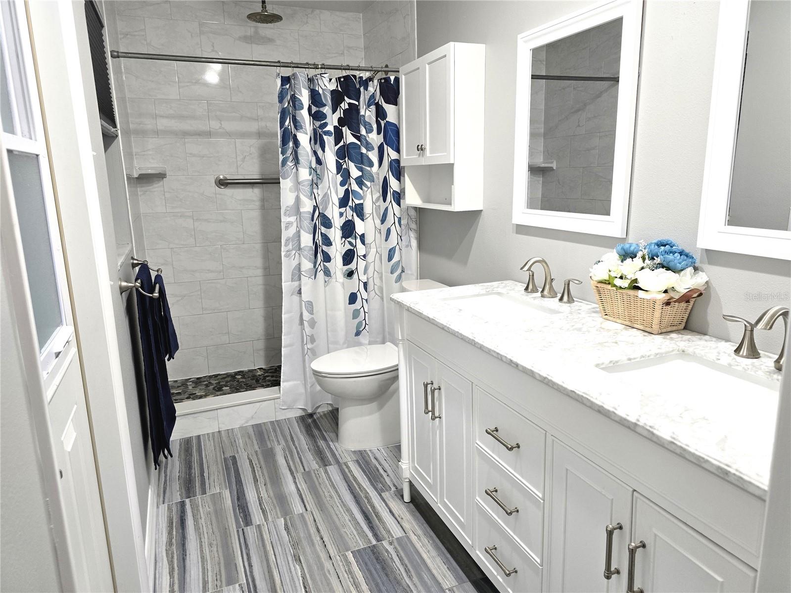 DELTONA LAKES UNIT 25 - Residential