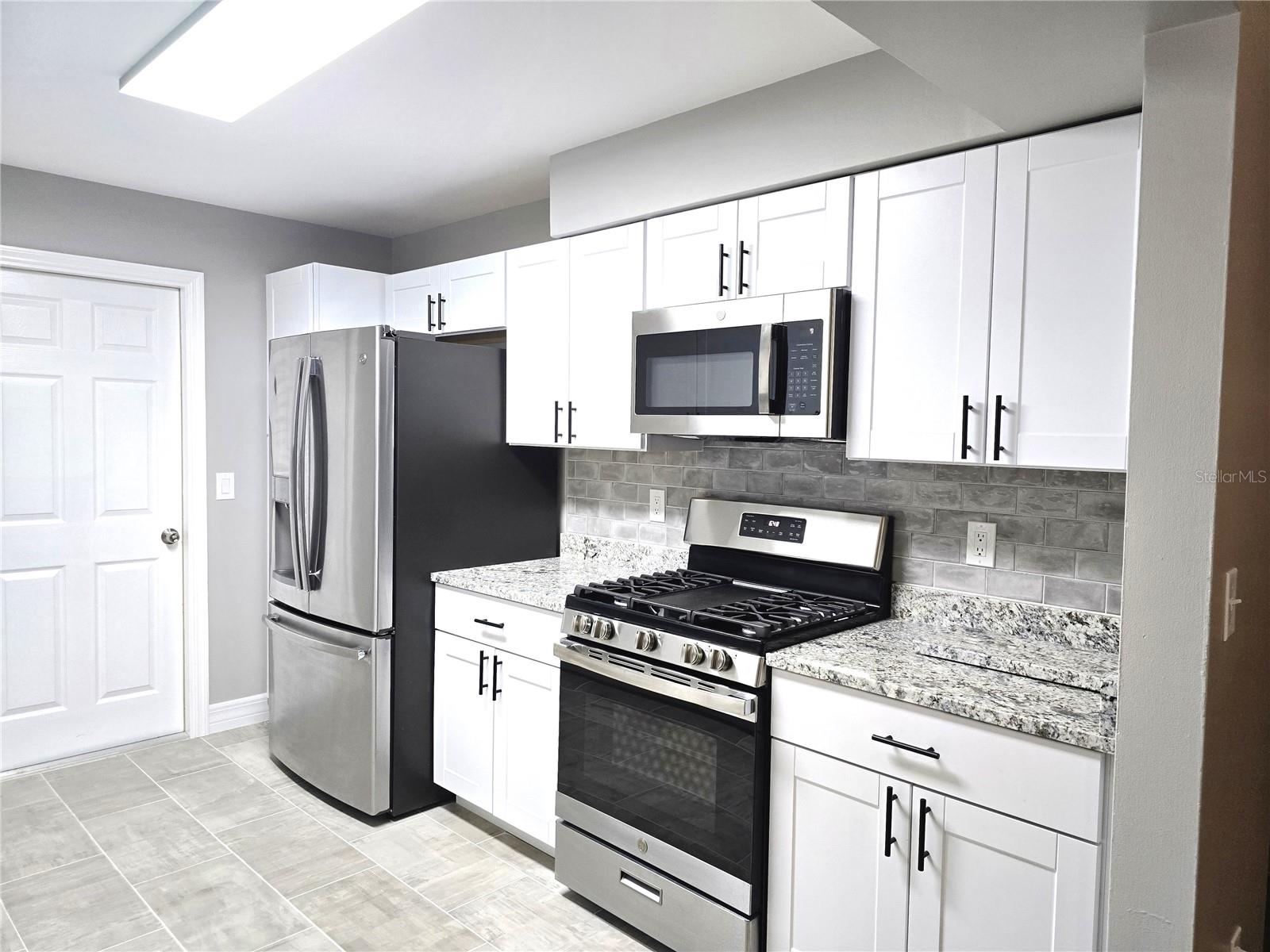 DELTONA LAKES UNIT 25 - Residential