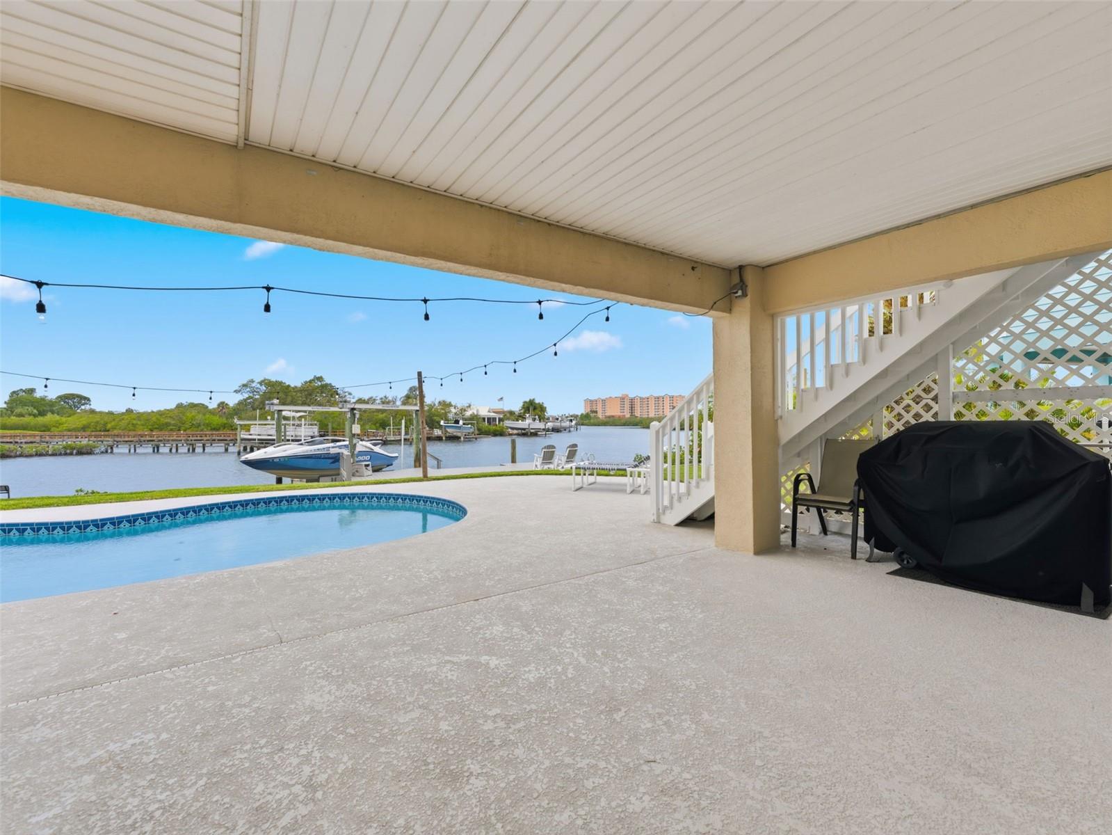 SEA COLONY AT GULF LANDINGS - Residential