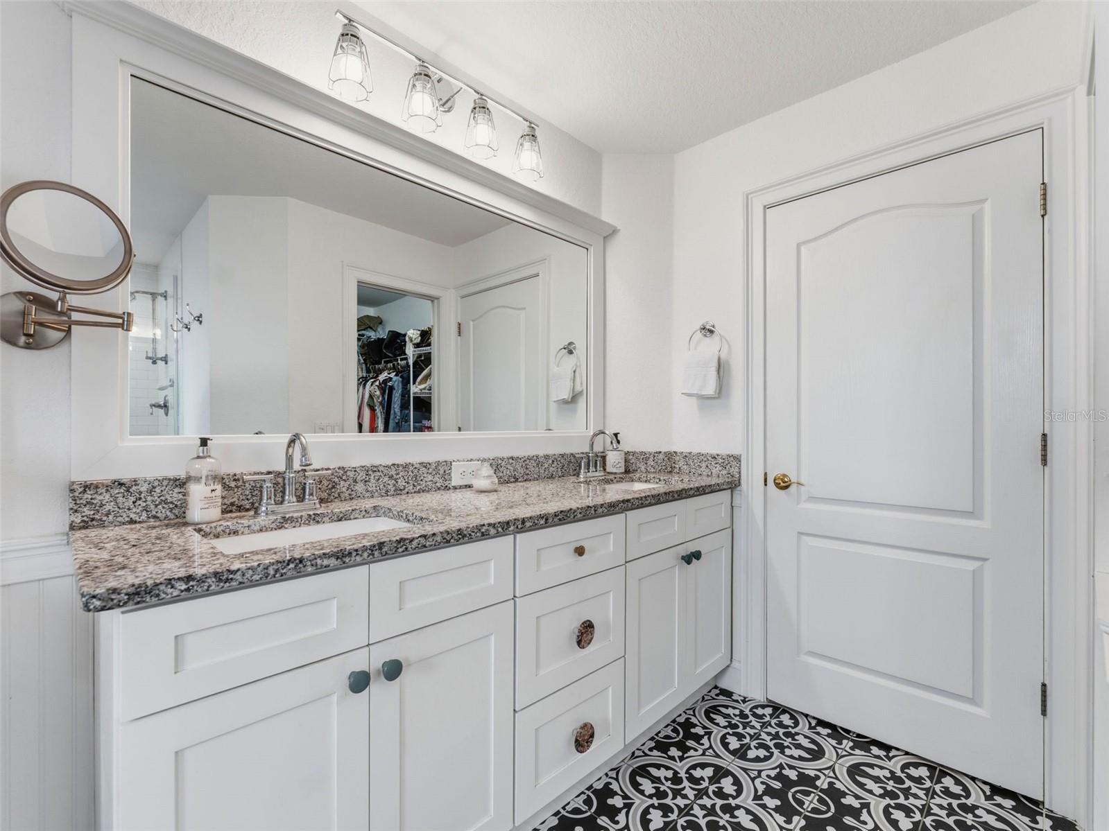 SEA COLONY AT GULF LANDINGS - Residential
