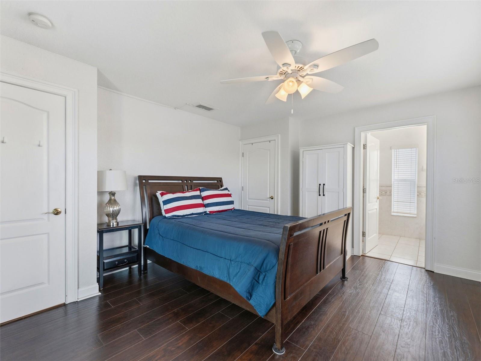 SEA COLONY AT GULF LANDINGS - Residential