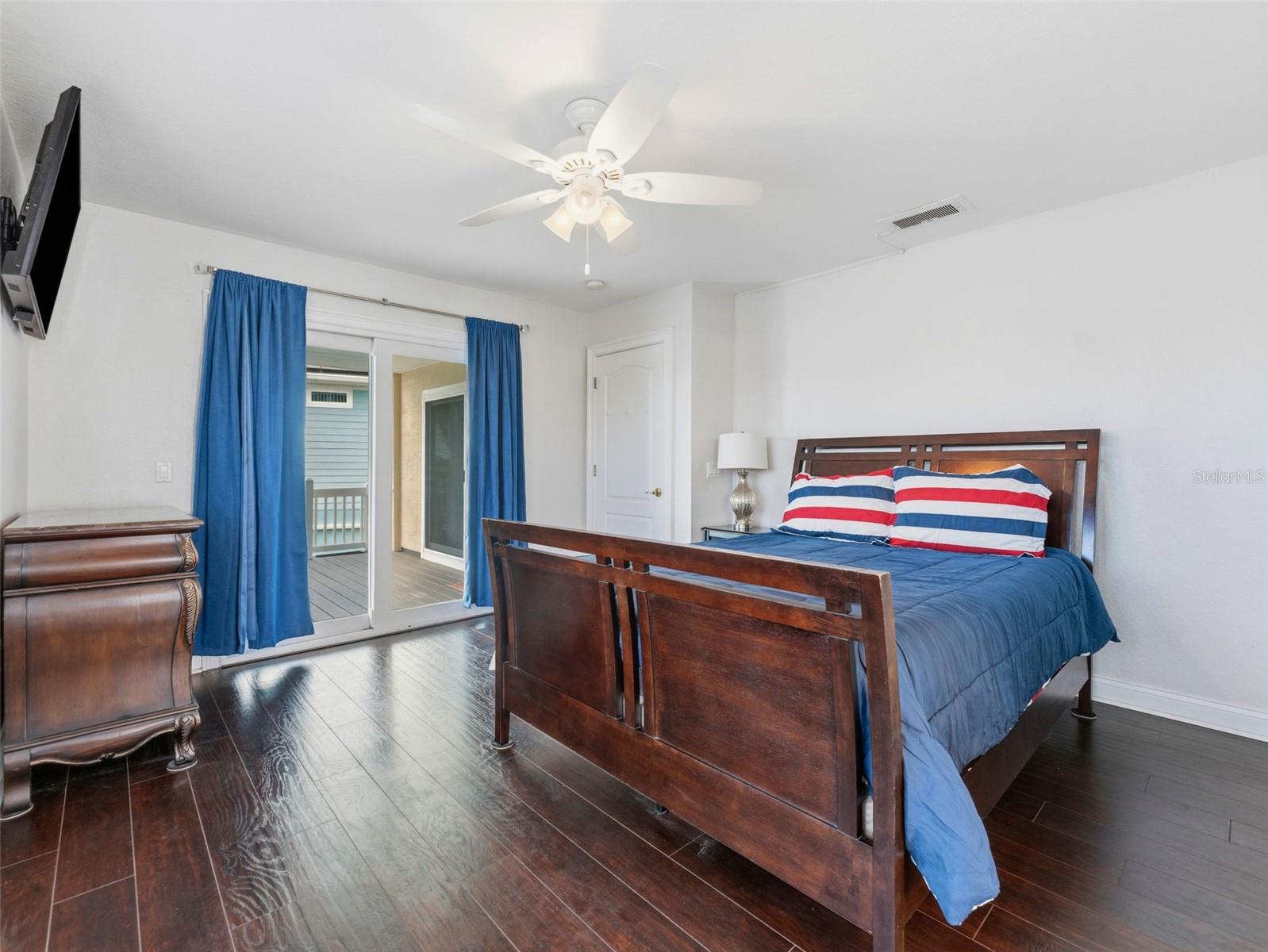 SEA COLONY AT GULF LANDINGS - Residential