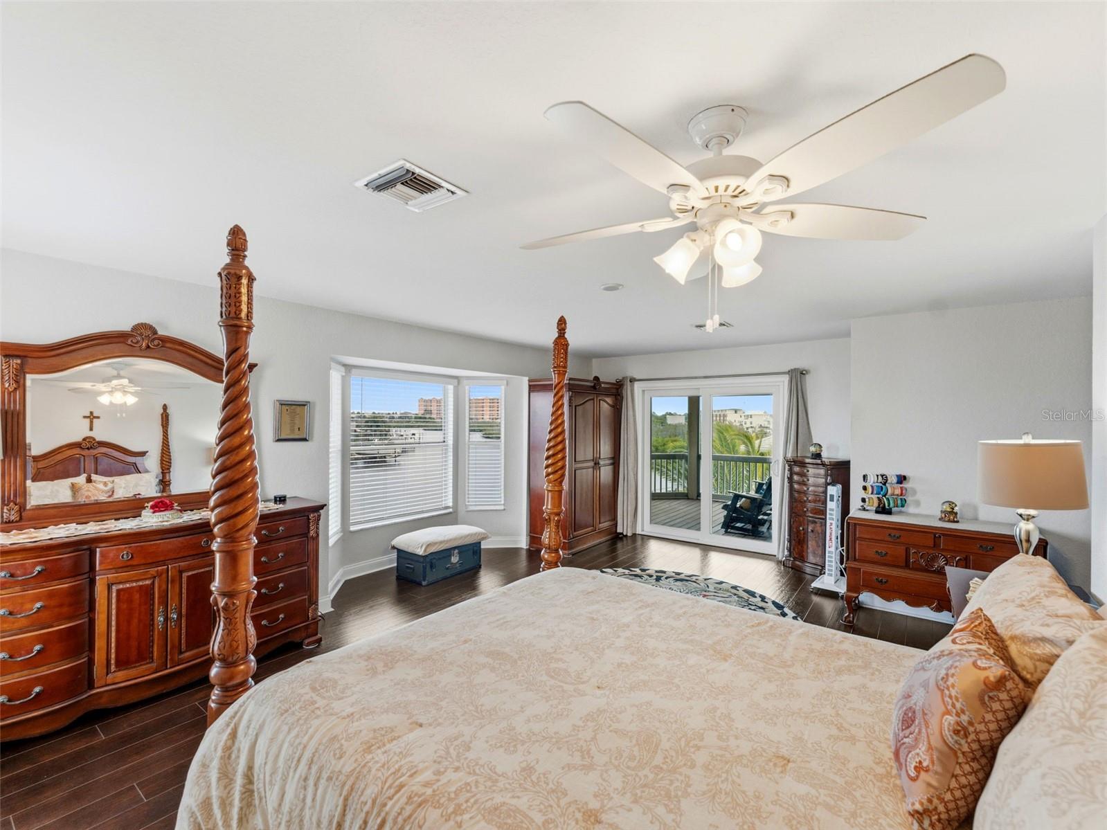 SEA COLONY AT GULF LANDINGS - Residential