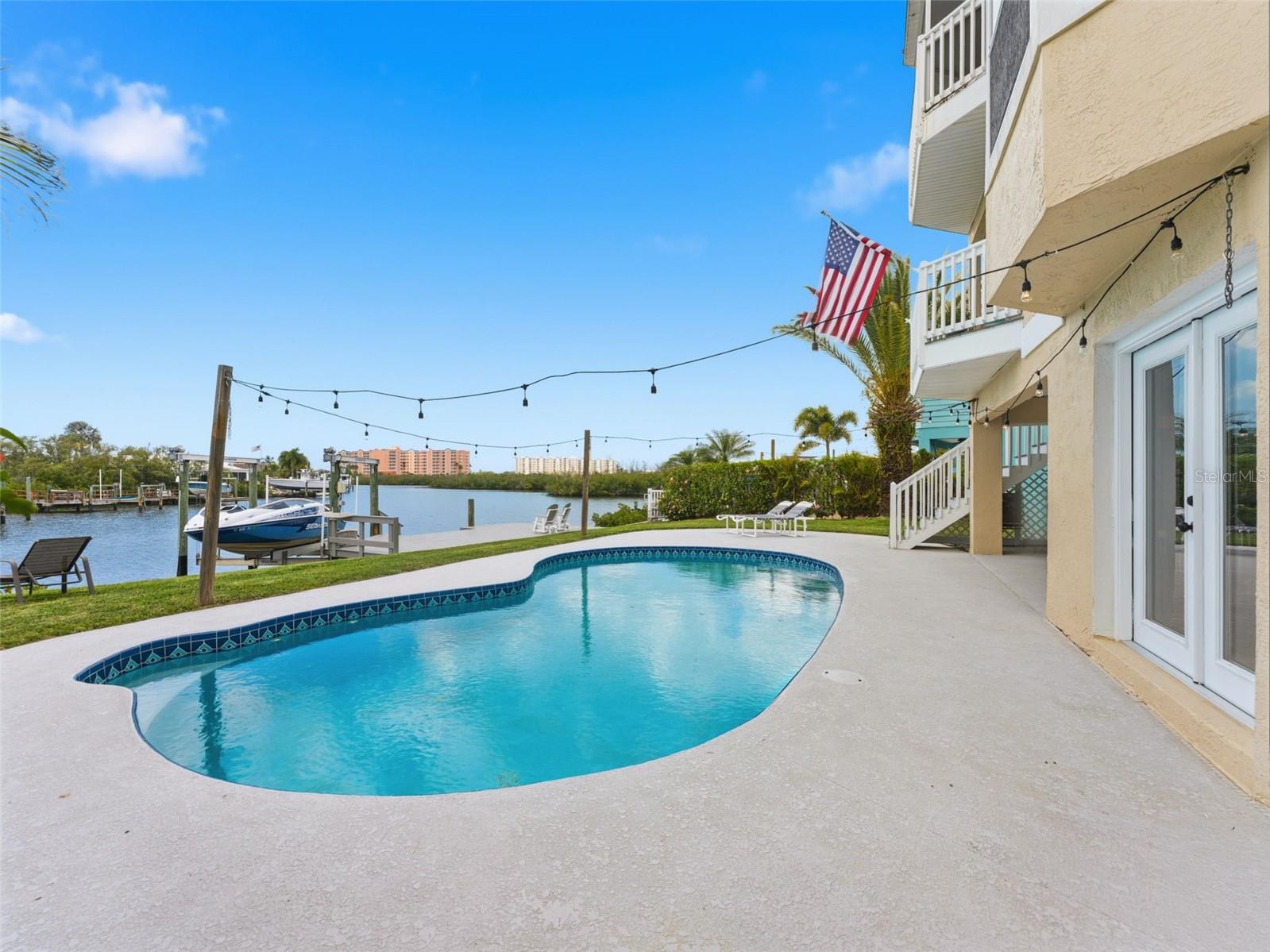 SEA COLONY AT GULF LANDINGS - Residential