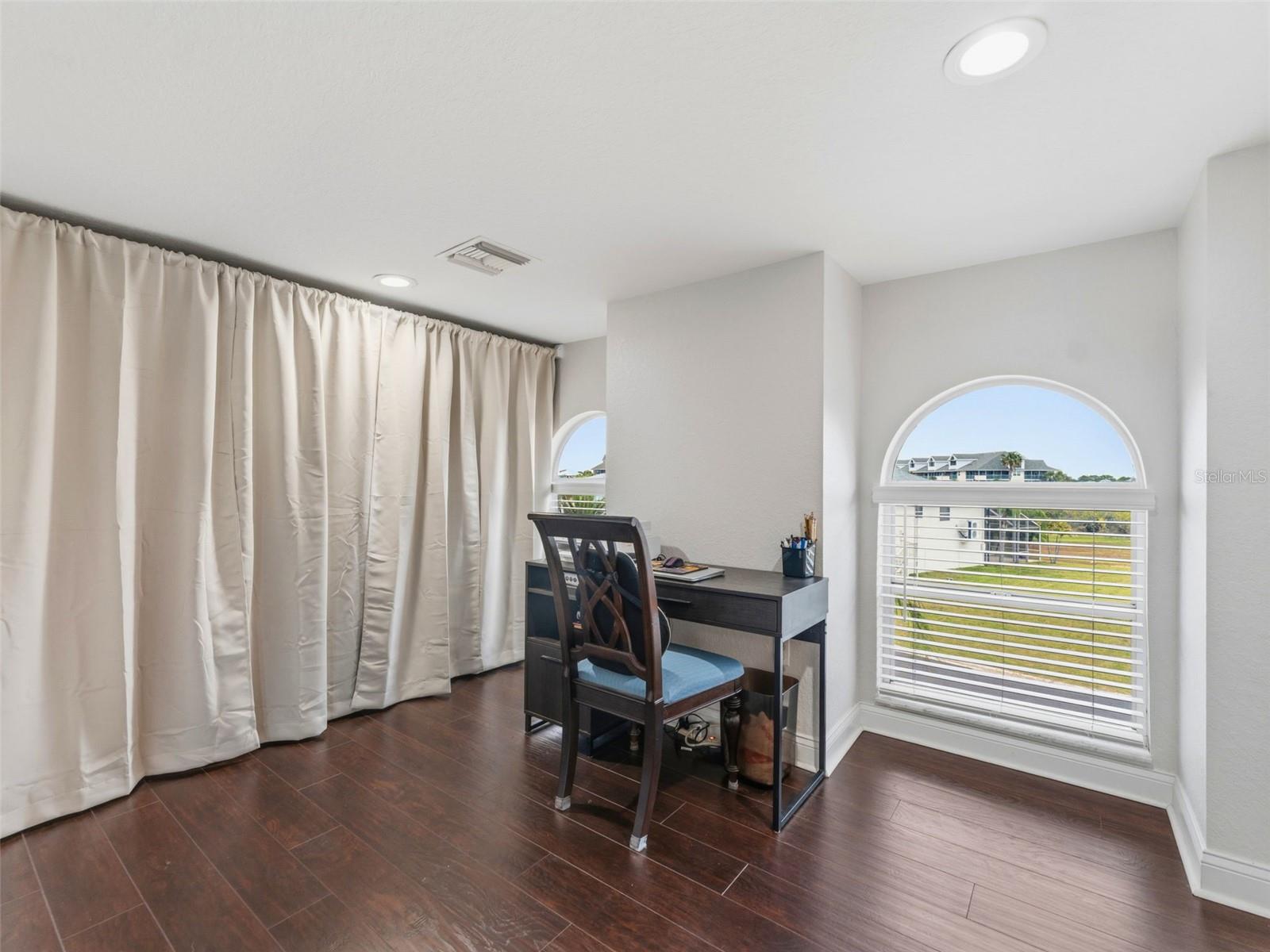 SEA COLONY AT GULF LANDINGS - Residential
