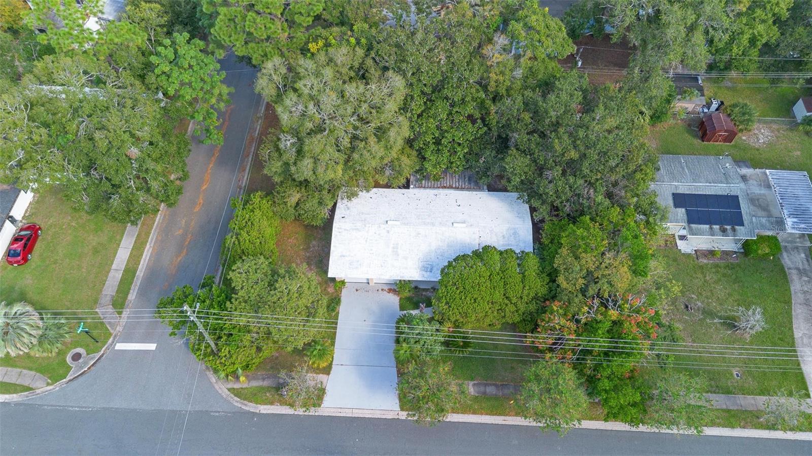 QUEENS MIRROR SOUTH - Residential