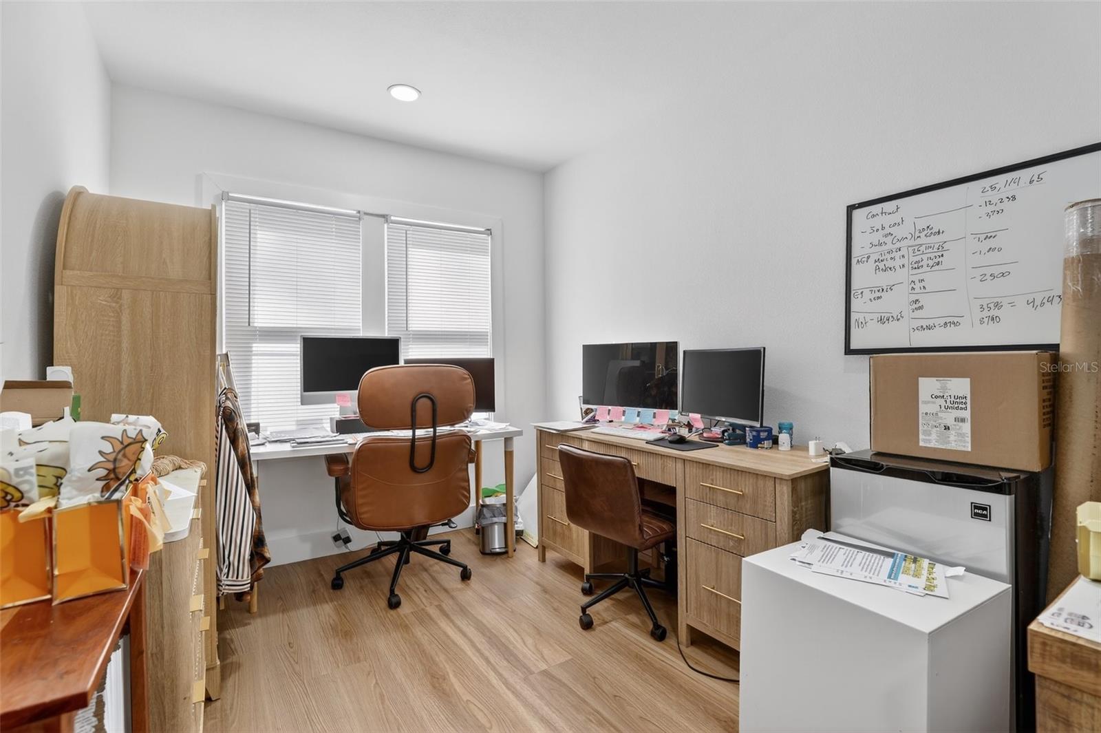 EAST VIEW PARK - Commercial Sale