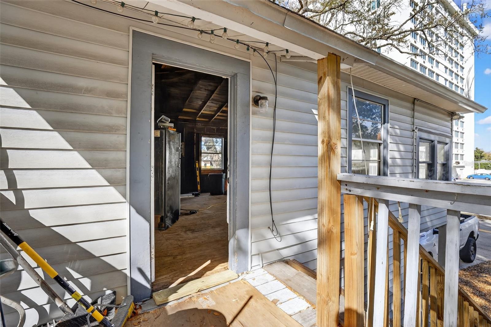 EAST VIEW PARK - Commercial Sale