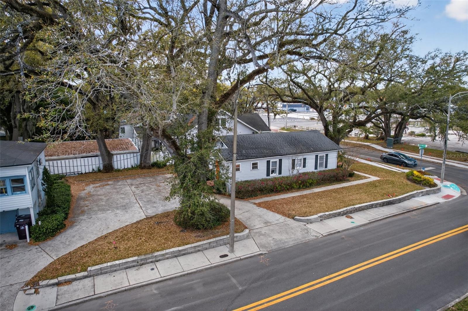 EAST VIEW PARK - Commercial Sale