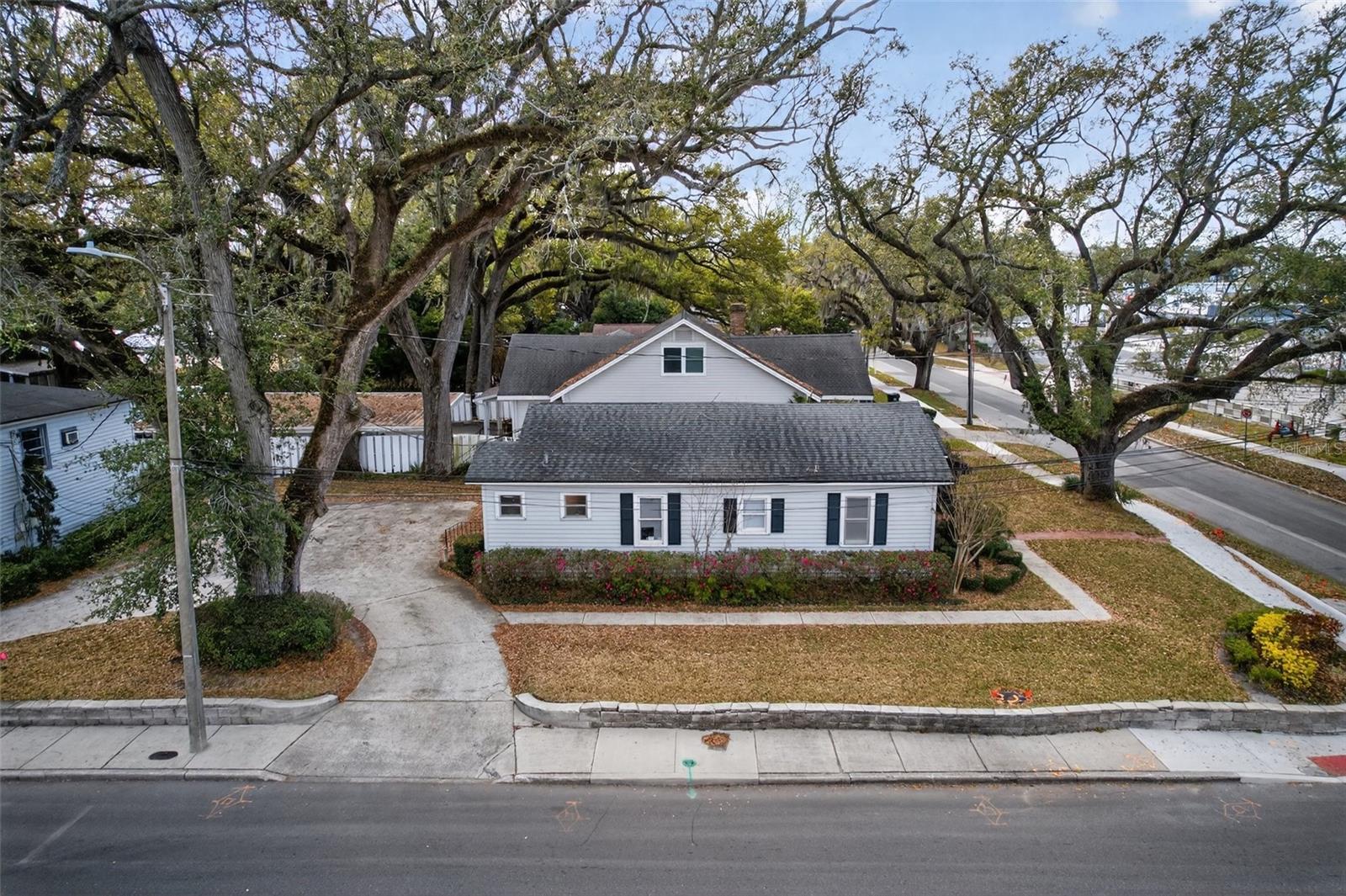 EAST VIEW PARK - Commercial Sale