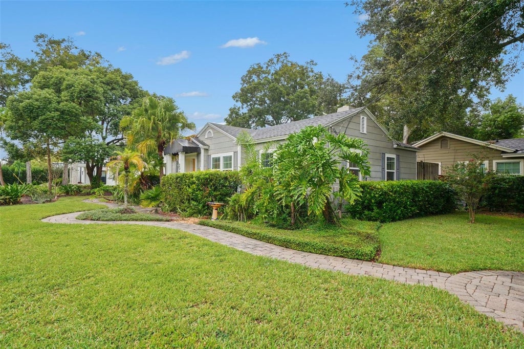 Photo of 2005 E Marks Street, Orlando, FL 32803 (MLS # O6448374)