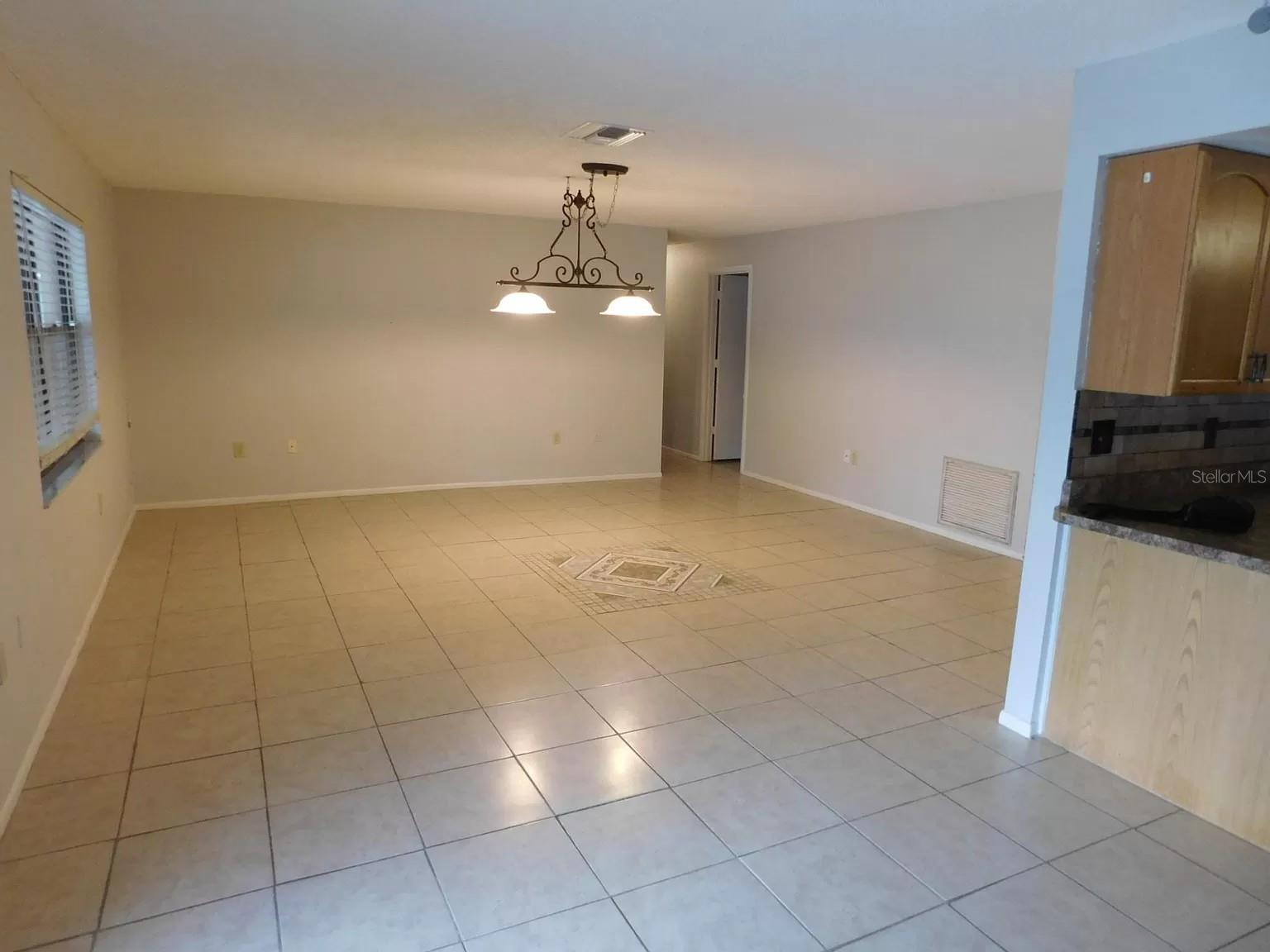 WOODS OF WHITFIELD UNITS 8 & 9 - Residential Lease