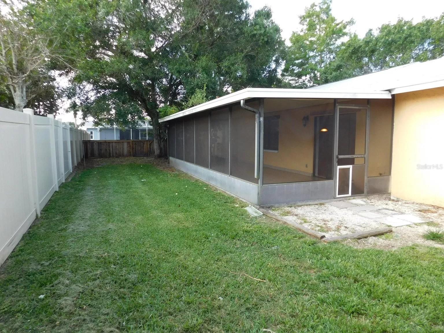 WOODS OF WHITFIELD UNITS 8 & 9 - Residential Lease