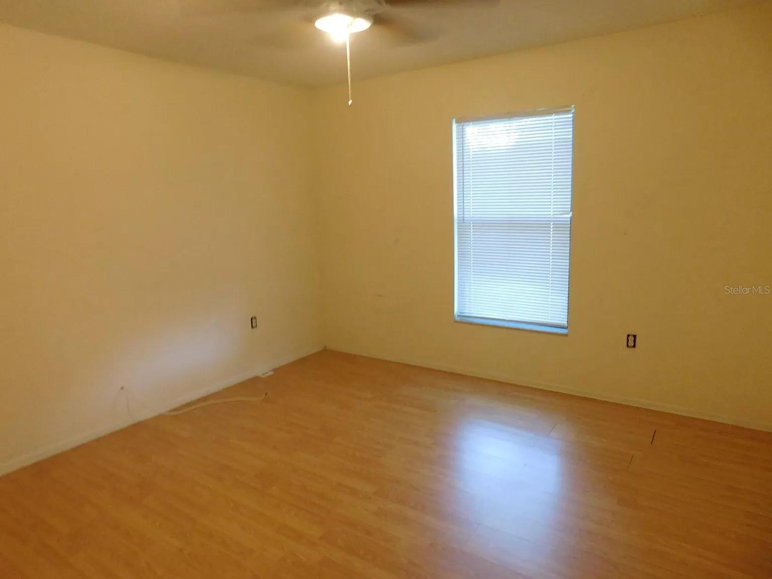 WOODS OF WHITFIELD UNITS 8 & 9 - Residential Lease