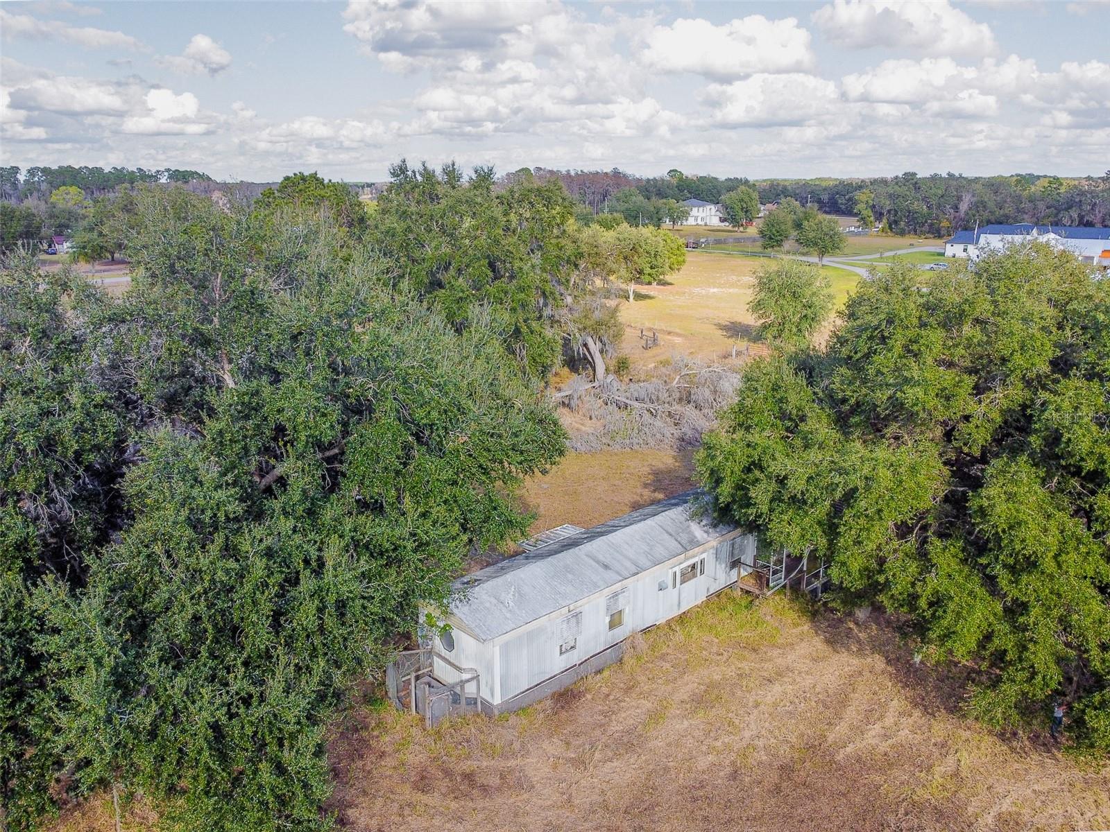 GROVELAND FARMS 17-23-25 - Land