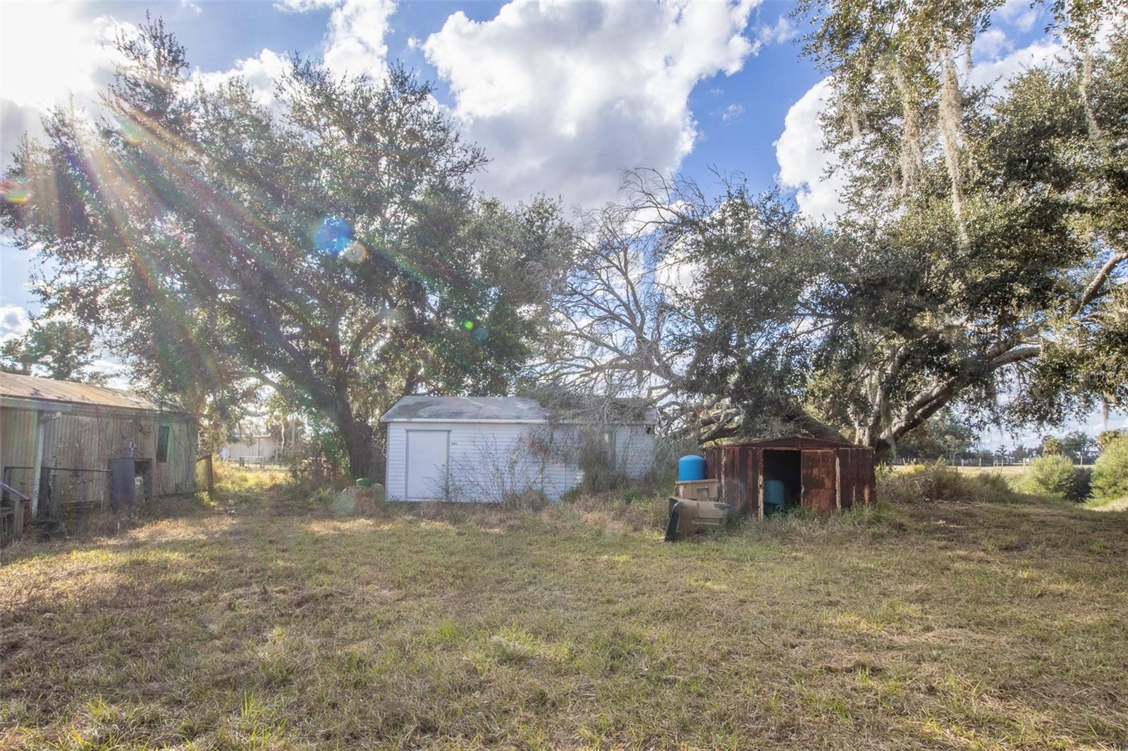 GROVELAND FARMS 17-23-25 - Land