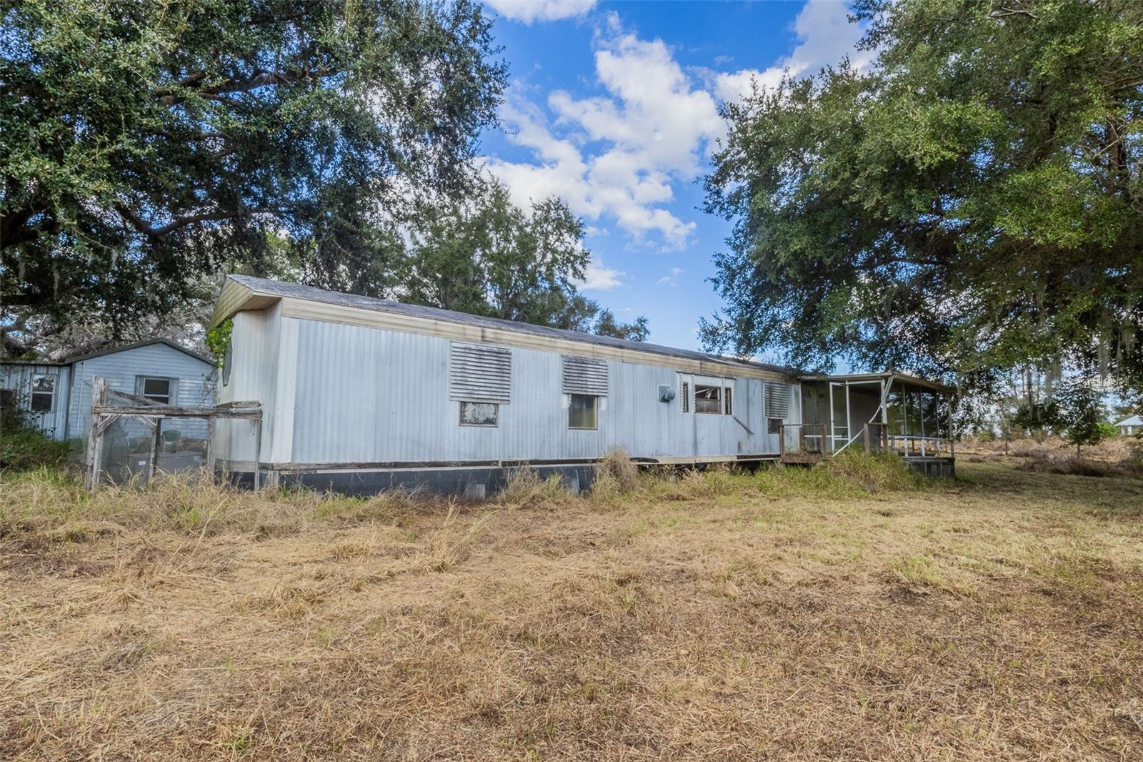 GROVELAND FARMS 17-23-25 - Land