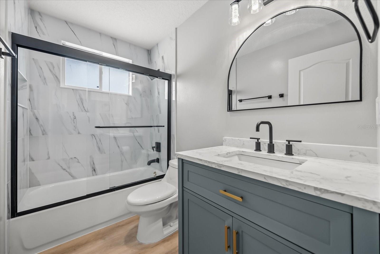 CRESCENT BAY - Residential