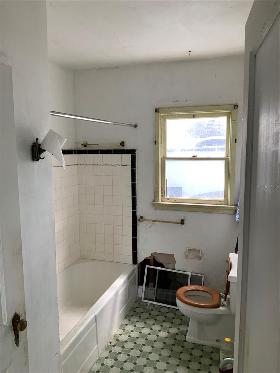 ROWE TERRACE RESUB - Residential