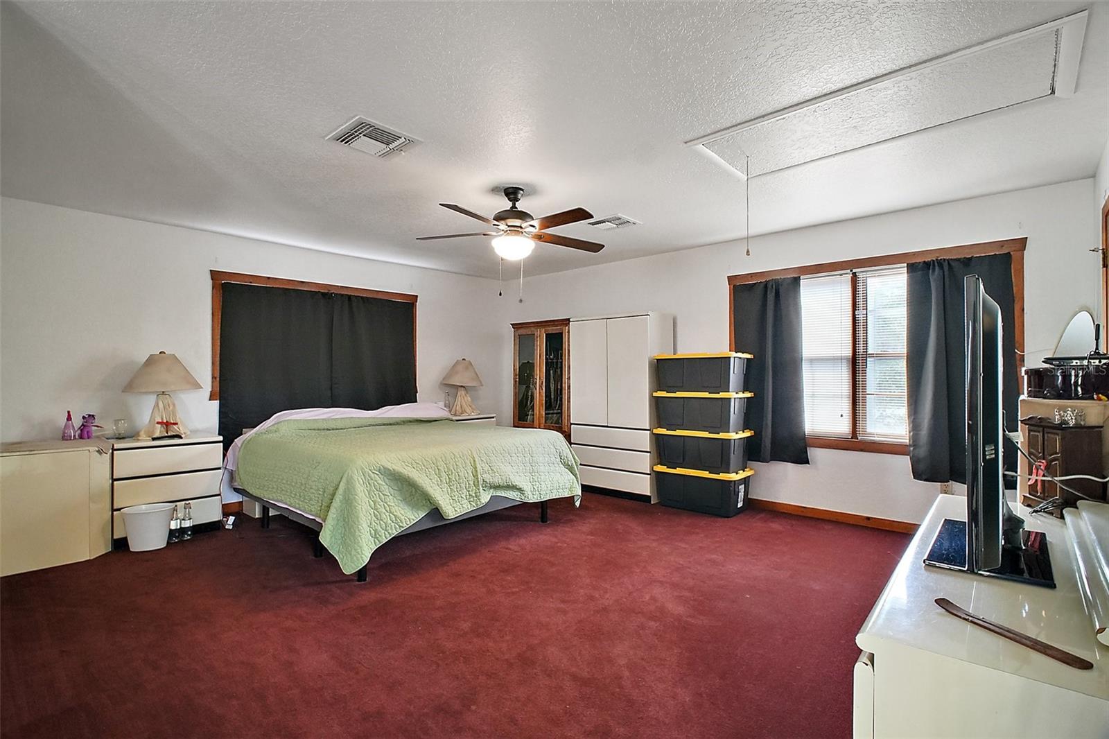 ROYAL TRAILS UNIT 01 - Residential