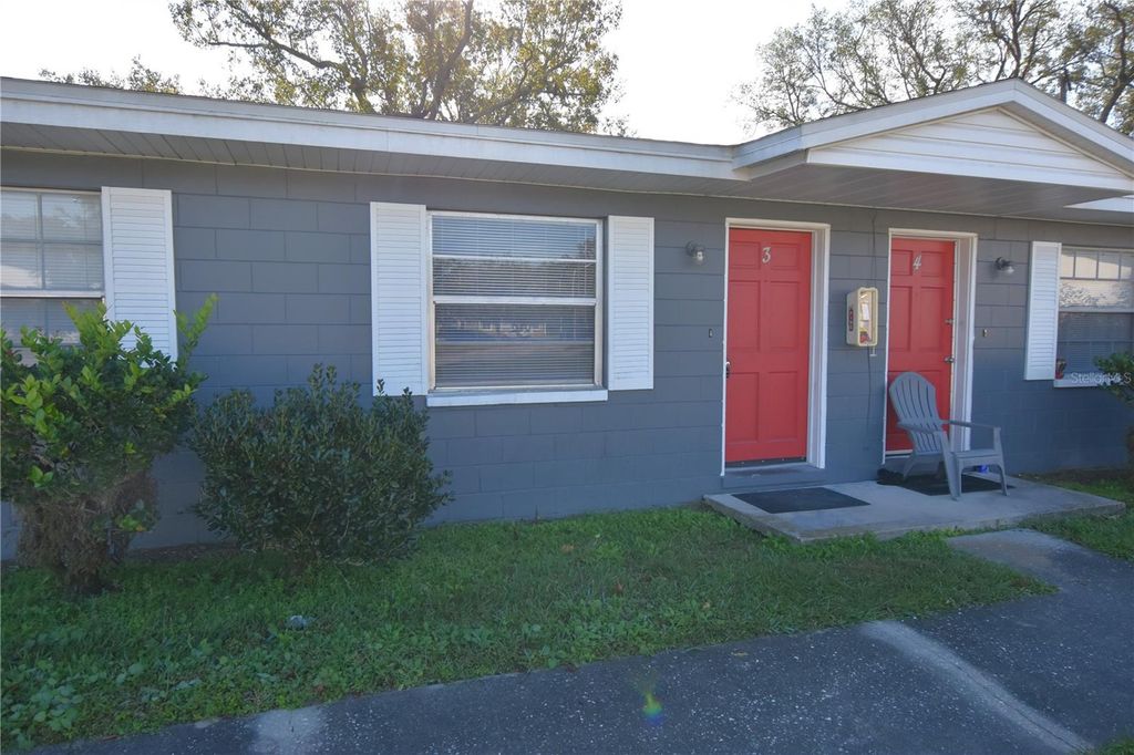 Photo of 619 Robin Road #3, Lakeland, FL 33803 (MLS # L4960104)