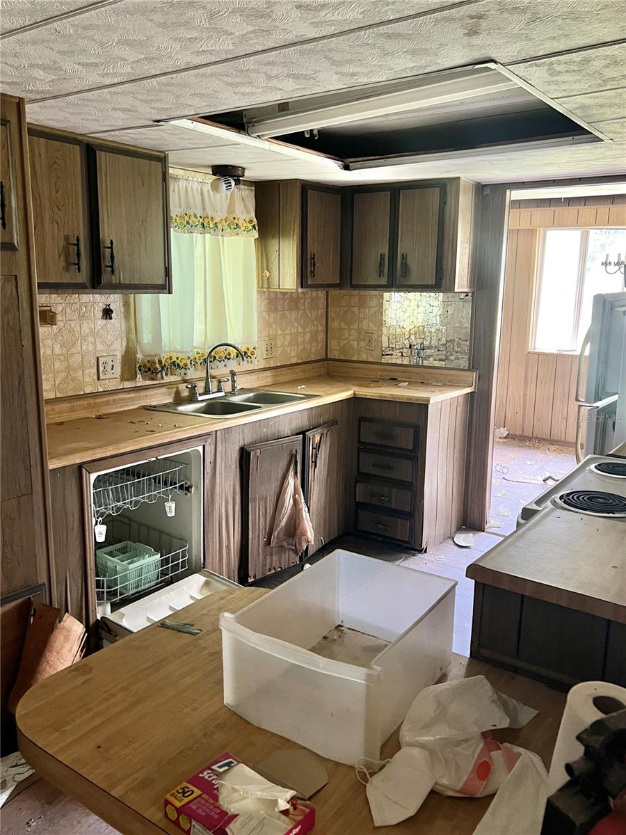 ORIGINAL BLOOMINGDALE ACRES - Land