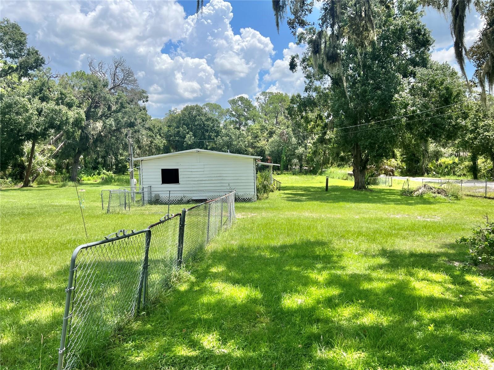 ORIGINAL BLOOMINGDALE ACRES - Land