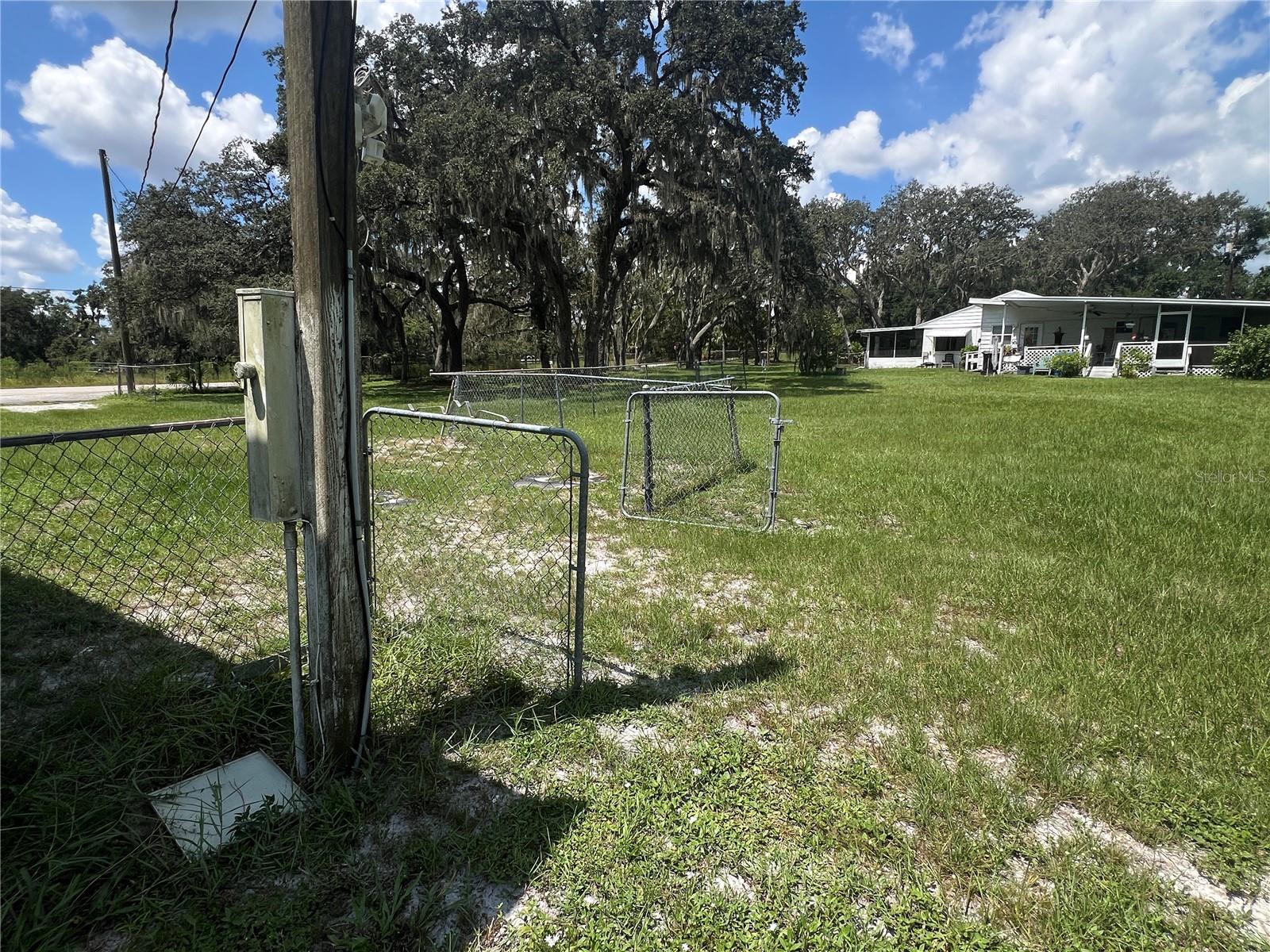 ORIGINAL BLOOMINGDALE ACRES - Land