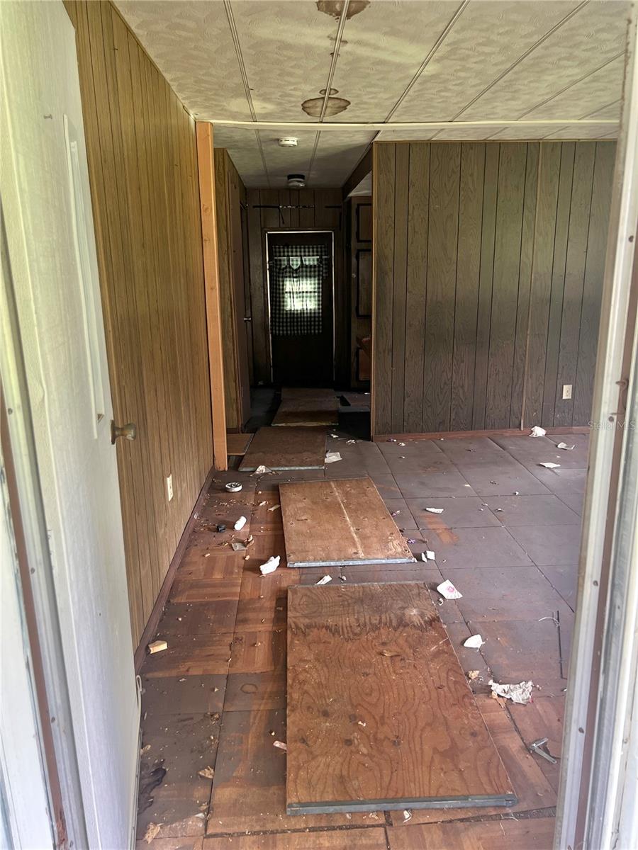 ORIGINAL BLOOMINGDALE ACRES - Land