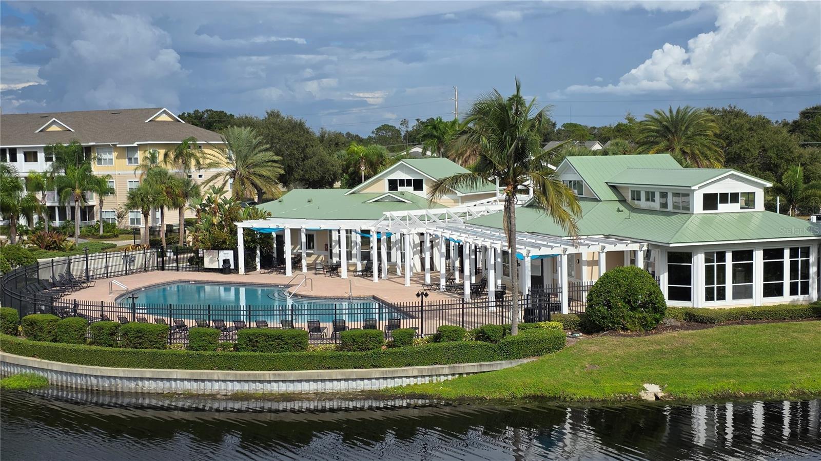 THE PALMS OF CORTEZ - Residential