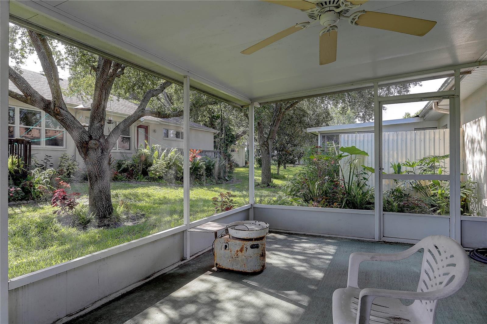 MEADOWOOD VILLAGE 9 OF MEADOWOOOD - Residential