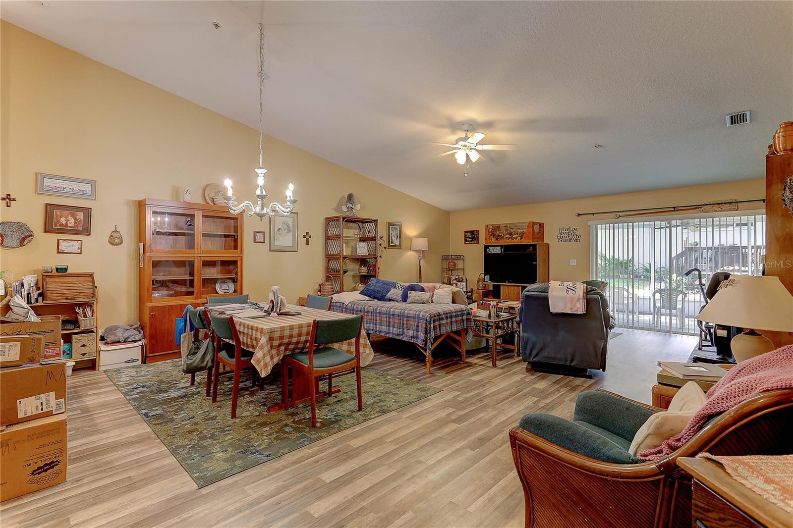 MEADOWOOD VILLAGE 9 OF MEADOWOOOD - Residential