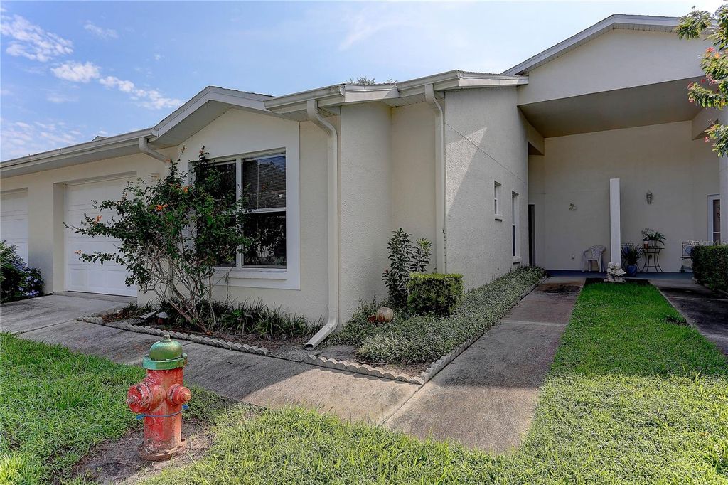 Photo of 8405 Terrace Meadows Court #8405, Temple Terrace, FL 33637 (MLS # TB8421835)