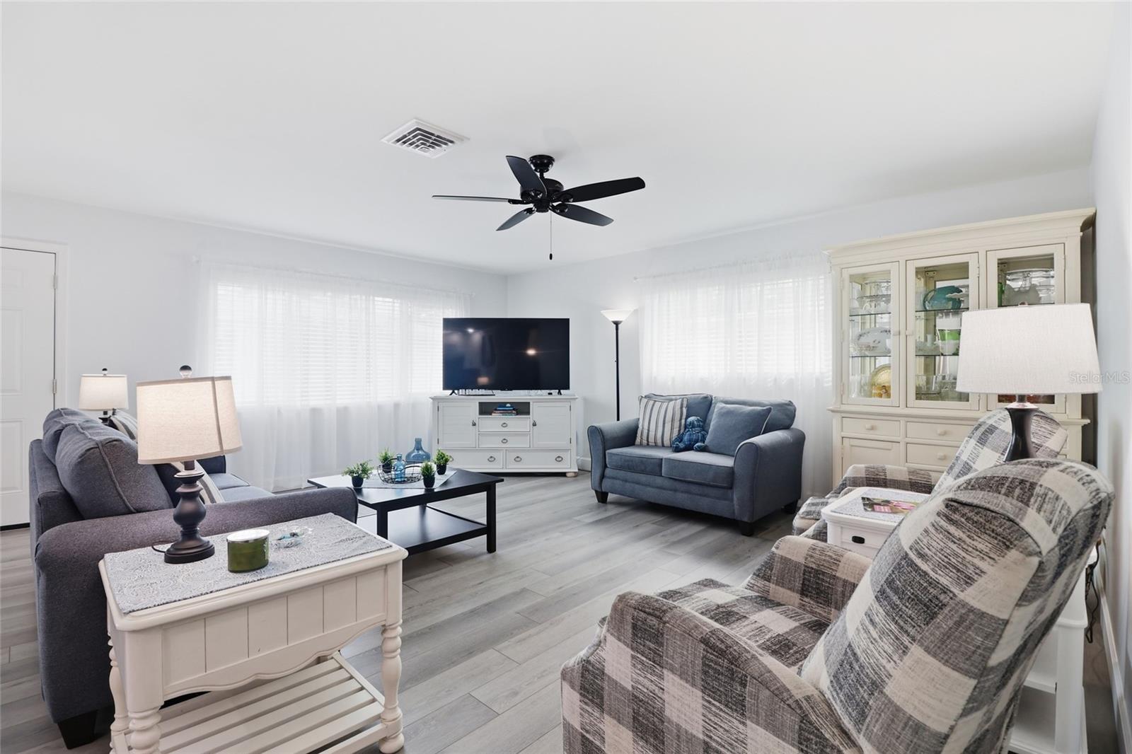 ENGLEWOOD BEACH CONDO VILLA 17 - Residential