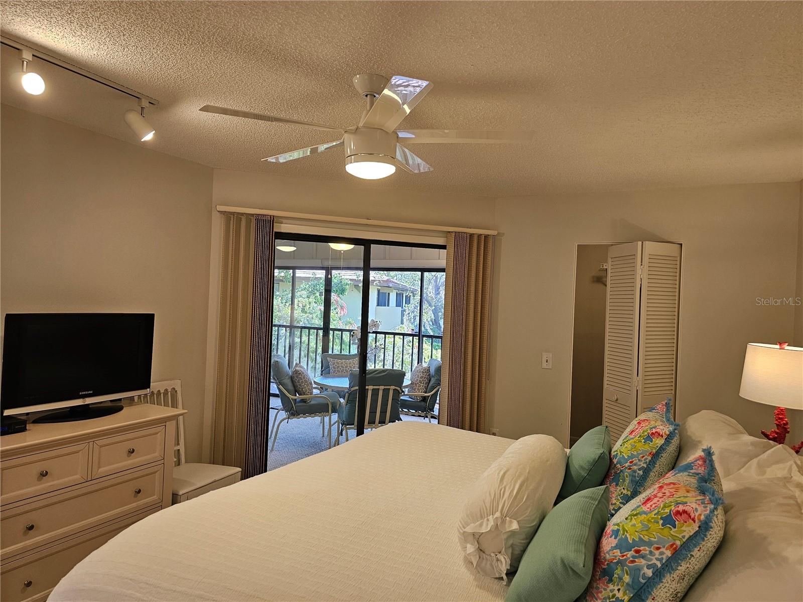 THE TERRACES AT WILD OAK BAY IV - Residential Lease