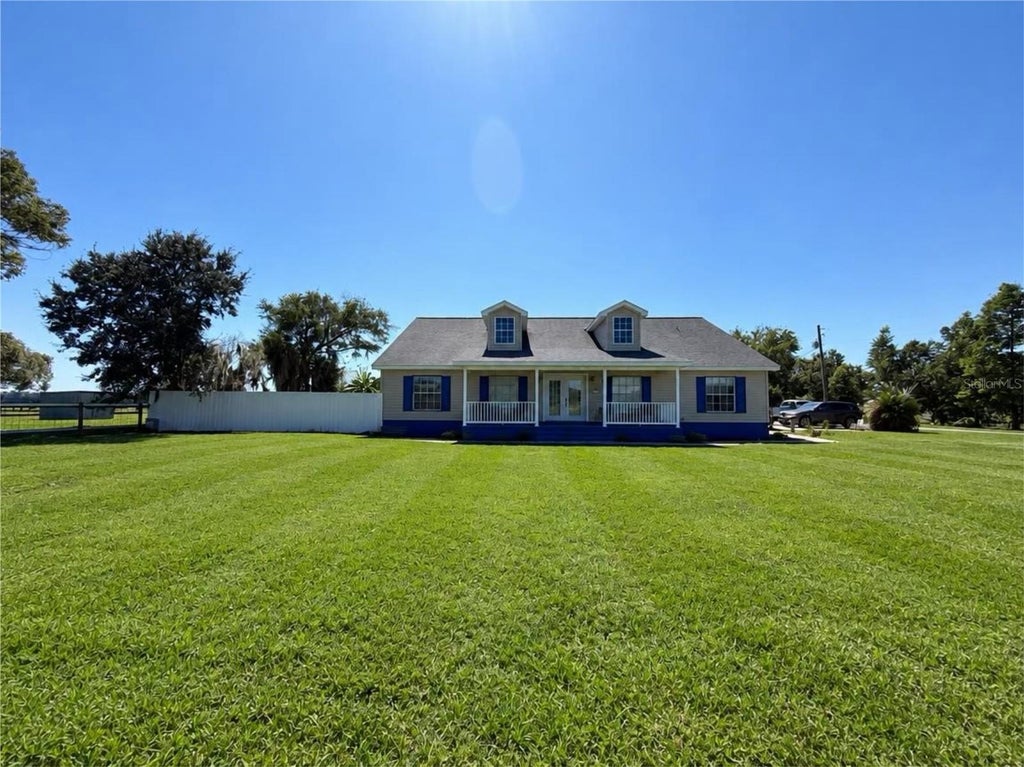 Photo of 1301 Colson Road, Plant City, FL 33567 (MLS # TB8557478)