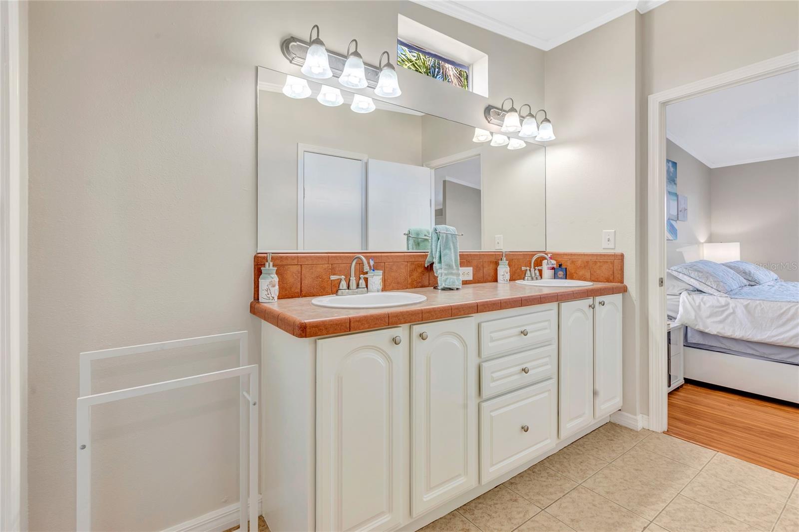 MAPLE LEAF ESTATES - Residential