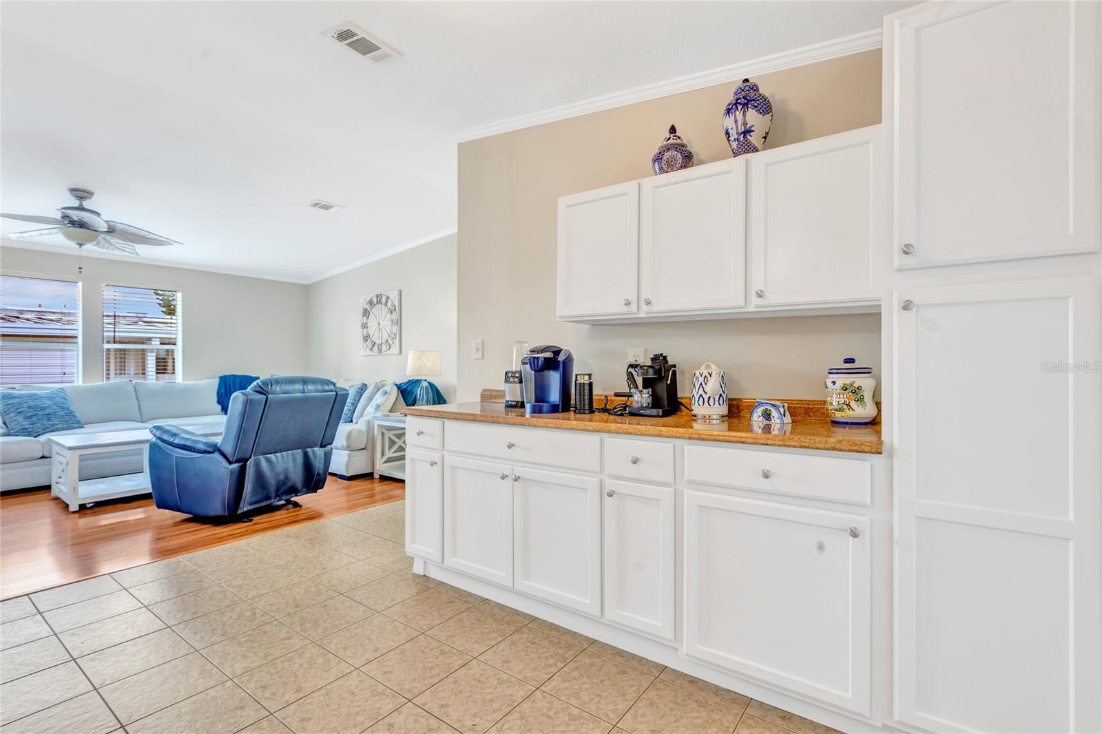 2100 KINGS HIGHWAY 1025