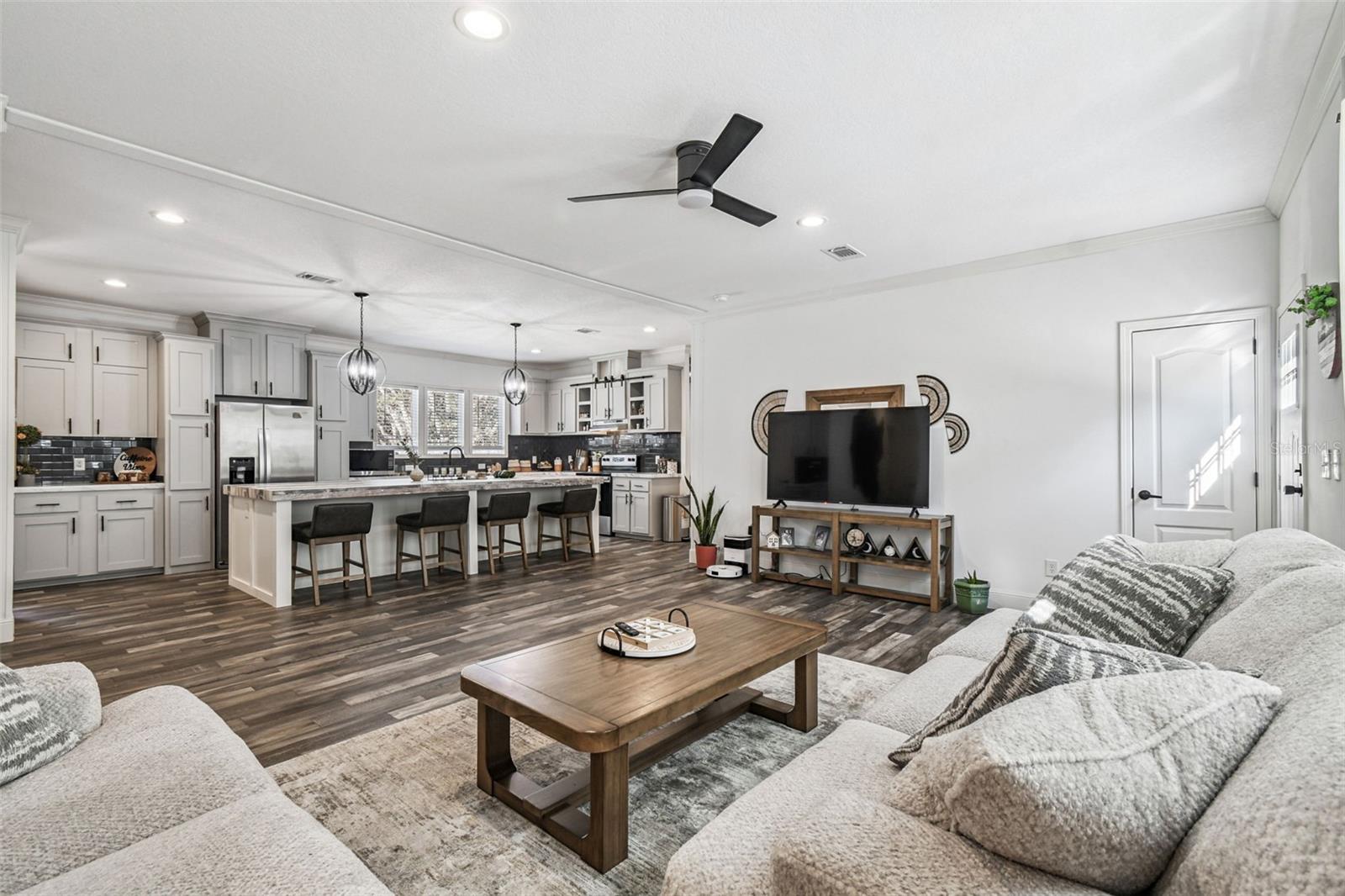 BOTETOURT ACRES 2 TRACTS 1 & 2 - Residential