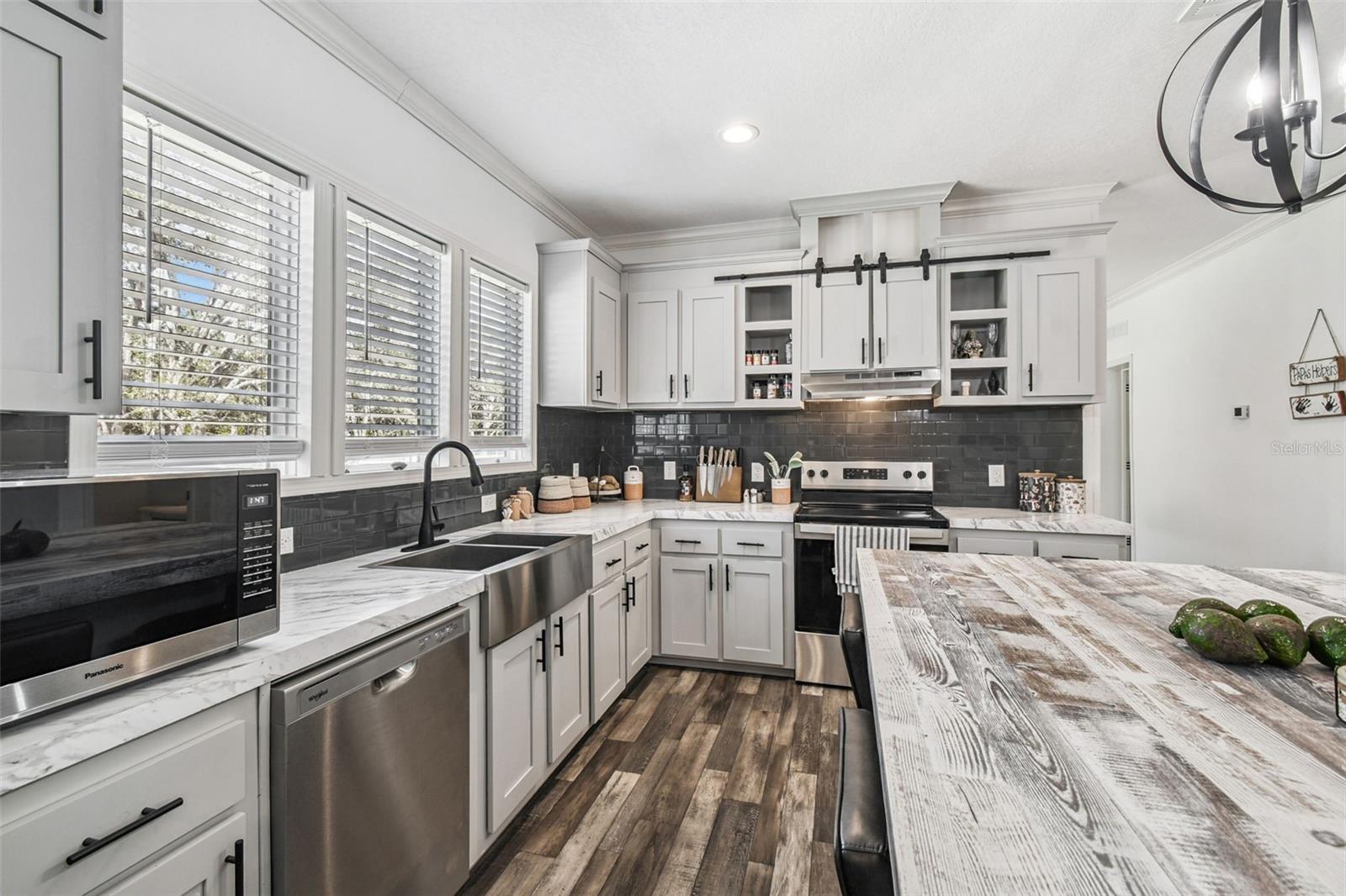 BOTETOURT ACRES 2 TRACTS 1 & 2 - Residential