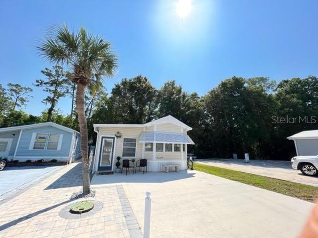 Photo of 9000 Us Highway 192 #929, Clermont, FL 34714 (MLS # O6397292)