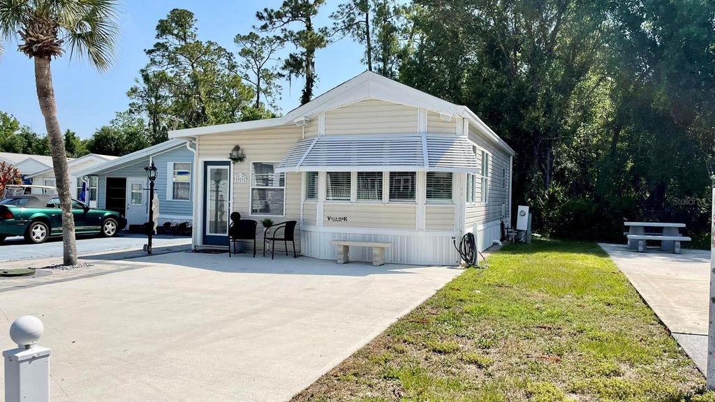 Photo of 9000 Us Highway 192 #929, Clermont, FL 34714 (MLS # O6397292)