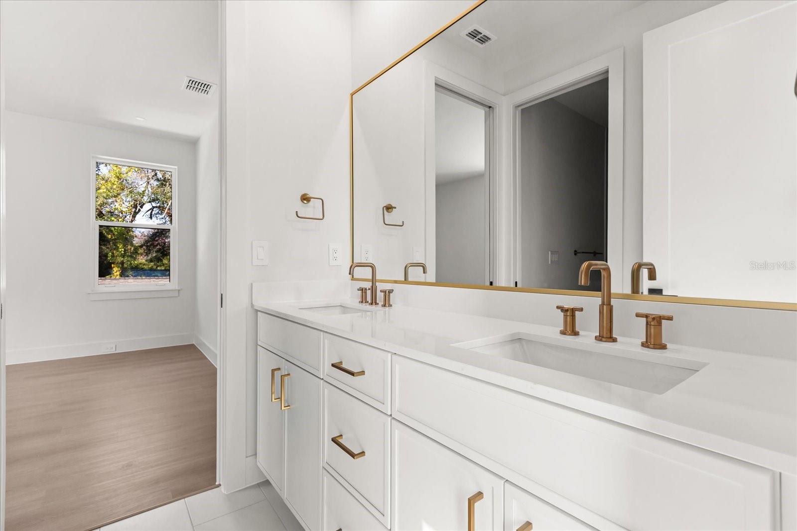 CONWAY PARK - Residential