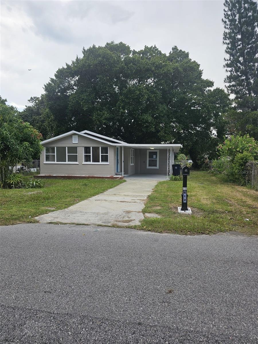 Welcome to your new home in beautiful Auburndale, Florida! Don’t miss this opportunity to own this 3Bed/2Bath, 1,252 sqft fully renovated gem nestled in a quiet and established neighborhood.
This move-in ready home features a NEW ROOF (2024), a modern open floor plan, fresh interior and exterior paint, brand new LVP flooring, updated light fixtures, and a fully remodeled kitchen with new cabinets and Quartz countertops. The bathrooms have been tastefully updated with new vanities and finishes.
The oversized backyard offers endless possibilities for outdoor entertainment, gardening, or even parking your toys. Located just minutes from local lakes, parks, shopping, and dining options — and with easy access to I-4 — this home is ideal for enjoying the best of Central Florida living.